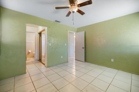 Villa ou maison à vendre à North Port, Floride: 2 chambres, 84.73 m2 № 2123637 - photo 23