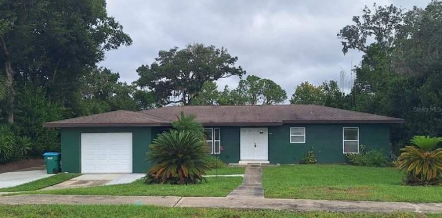 Villa ou maison à Deltona, Floride 4 chambres, 163.51 m2 № 2394283