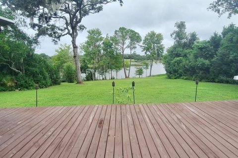 Villa ou maison à vendre à Deltona, Floride: 4 chambres, 163.51 m2 № 2394283 - photo 15