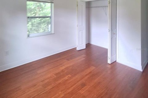 Villa ou maison à vendre à Deltona, Floride: 4 chambres, 163.51 m2 № 2394283 - photo 10