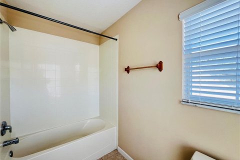 House in Orlando, Florida 4 bedrooms, 275.55 sq.m. № 1885896 - photo 25
