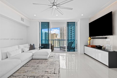 Купить кондоминиум в Форт-Лодердейл, Флорида 2 спальни, 173.63м2, № 2009620 - фото 17