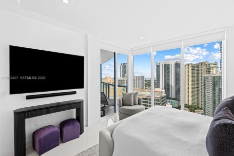 Купить кондоминиум в Форт-Лодердейл, Флорида 2 спальни, 173.63м2, № 2009620 - фото 25