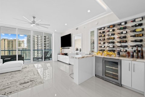 Купить кондоминиум в Форт-Лодердейл, Флорида 2 спальни, 173.63м2, № 2009620 - фото 16