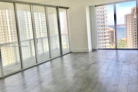 Снять в аренду кондоминиум в Майами, Флорида 2 спальни, 153.66м2, № 1922327 - фото 11