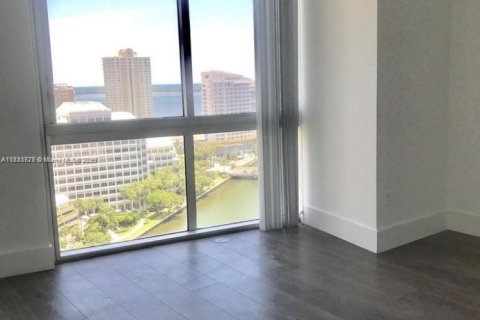 Снять в аренду кондоминиум в Майами, Флорида 2 спальни, 153.66м2, № 1922327 - фото 10