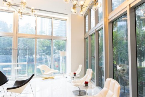 Снять в аренду кондоминиум в Майами, Флорида 2 спальни, 153.66м2, № 1922327 - фото 22