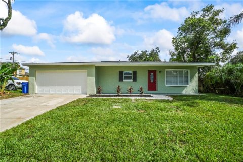 Villa ou maison à Seffner, Floride 4 chambres, 154.22 m2 № 2355092