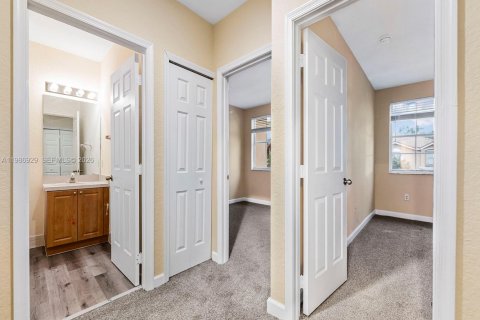 Купить таунхаус в Хомстед, Флорида 4 спальни, 172.05м2, № 2044844 - фото 20