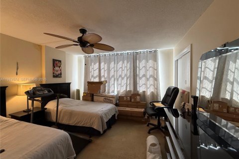 Купить кондоминиум в Халландейл-Бич, Флорида 2 спальни, 101.45м2, № 2025598 - фото 6