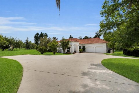 Casa en venta en Ocala, Florida, 3 dormitorios, 344.76 m2 № 2385736 - foto 5