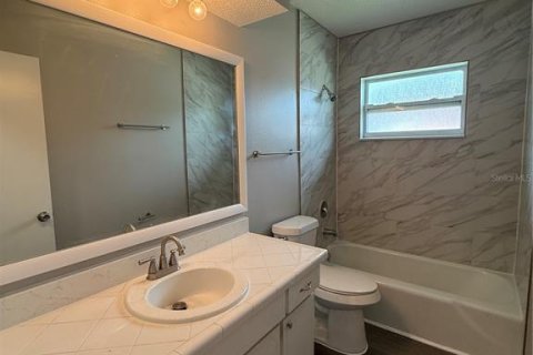 Apartment in Venice, Florida 2 bedrooms, 106.09 sq.m. № 2394213 - photo 14