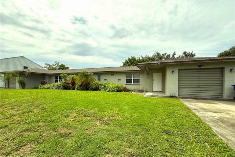 Apartment in Venice, Florida 2 bedrooms, 106.09 sq.m. № 2394213