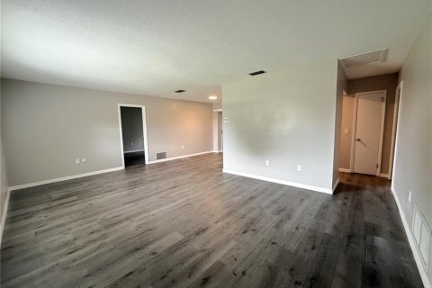 Apartment in Venice, Florida 2 bedrooms, 106.09 sq.m. № 2394213 - photo 2
