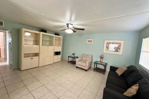 Condominio en venta en Delray Beach, Florida, 2 dormitorios, 81.75 m2 № 2146901 - foto 2