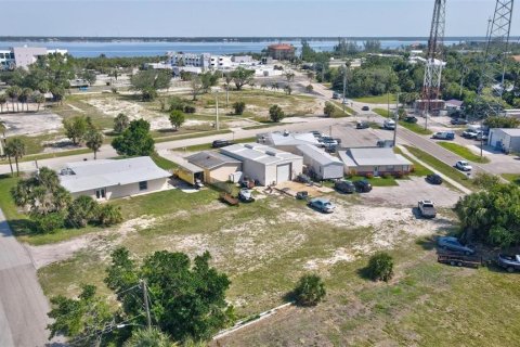 Immobilier commercial à vendre à Punta Gorda, Floride: 473.71 m2 № 1885754 - photo 3