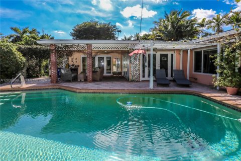 Villa ou maison à vendre à Hollywood, Floride: 3 chambres, 177.26 m2 № 2088189 - photo 30