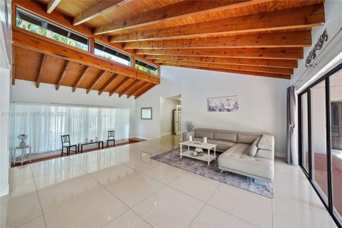 Купить виллу или дом в Хомстед, Флорида 4 спальни, 252.14м2, № 1984369 - фото 3