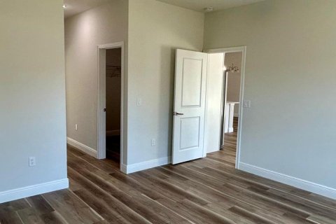 House in Ocala, Florida 4 bedrooms, 173.26 sq.m. № 1883896 - photo 5