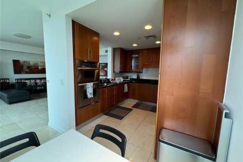 Снять в аренду кондоминиум в Авентура, Флорида 3 спальни, 143.44м2, № 1963872 - фото 5