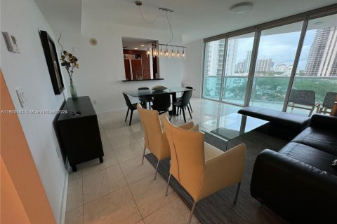 Снять в аренду кондоминиум в Авентура, Флорида 3 спальни, 143.44м2, № 1963872 - фото 3