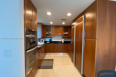 Снять в аренду кондоминиум в Авентура, Флорида 3 спальни, 143.44м2, № 1963872 - фото 7