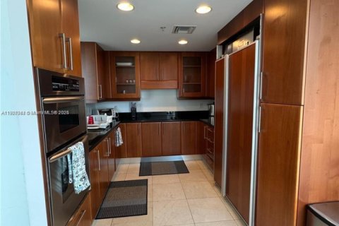 Снять в аренду кондоминиум в Авентура, Флорида 3 спальни, 143.44м2, № 1963872 - фото 6