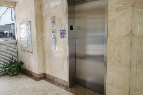 Condominio en venta en Miami Beach, Florida, 1 dormitorio, 85.28 m2 № 1668875 - foto 30