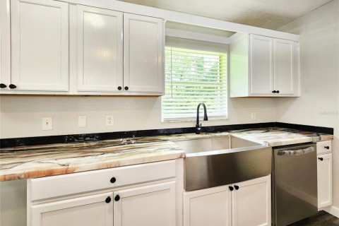 House in Inverness, Florida 3 bedrooms, 114.73 sq.m. № 1876609 - photo 9
