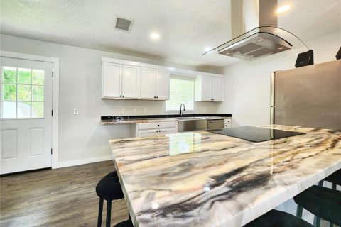 House in Inverness, Florida 3 bedrooms, 114.73 sq.m. № 1876609 - photo 12