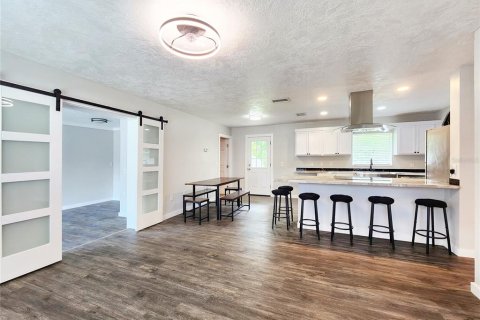 House in Inverness, Florida 3 bedrooms, 114.73 sq.m. № 1876609 - photo 6