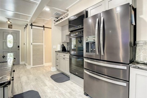 Casa en venta en Palm Coast, Florida, 5 dormitorios, 265.51 m2 № 1507819 - foto 8