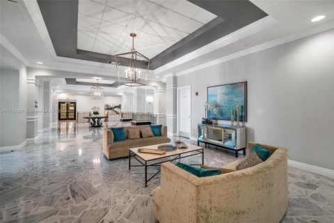 Condo in Hollywood, Florida  № 1694718 - photo 15