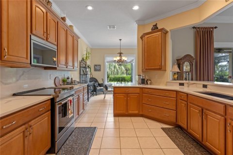 House in Kissimmee, Florida 3 bedrooms, 226.87 sq.m. № 1768032 - photo 11