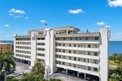 Condo à Punta Gorda, Floride, 2 chambres  № 2361598