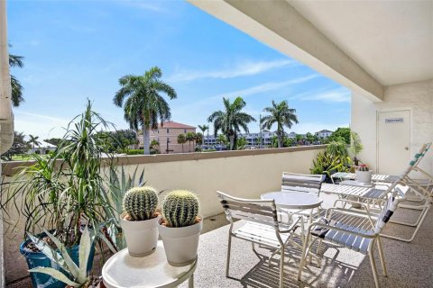 Copropriété à vendre à Punta Gorda, Floride: 2 chambres, 91.79 m2 № 2361598 - photo 24