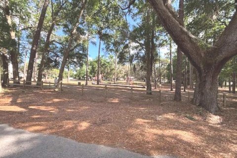 House in Weirsdale, Florida 3 bedrooms, 140.47 sq.m. № 1767445 - photo 15