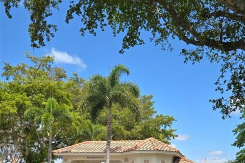 Condominio en venta en Pembroke Pines, Florida, 2 dormitorios, 91.04 m2 № 1688785 - foto 24