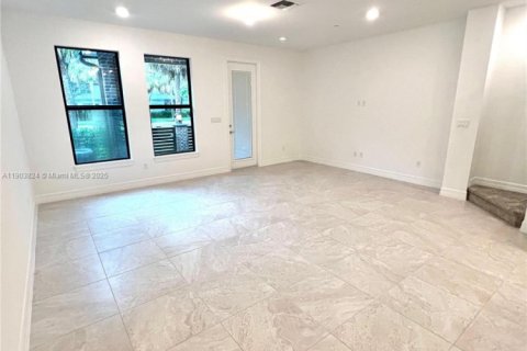Townhouse in Plantation, Florida 3 bedrooms, 168.71 sq.m. № 1967807 - photo 7