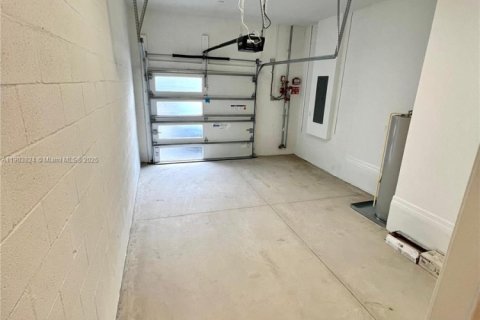 Townhouse in Plantation, Florida 3 bedrooms, 168.71 sq.m. № 1967807 - photo 25