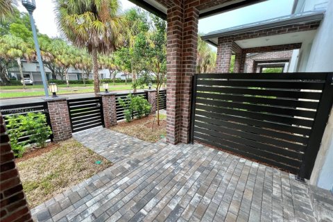Townhouse in Plantation, Florida 3 bedrooms, 168.71 sq.m. № 1967807 - photo 27