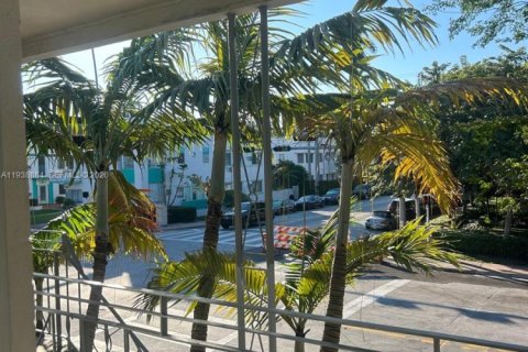 Copropriété à vendre à Miami Beach, Floride: 1 chambre, 38.09 m2 № 2152643 - photo 12