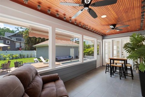 Villa ou maison à vendre à Tampa, Floride: 4 chambres, 245.63 m2 № 2221093 - photo 21