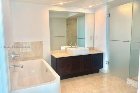 Copropriété à louer à Sunny Isles Beach, Floride: 3 chambres № 2153446 - photo 7