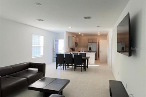 Casa en alquiler en Kissimmee, Florida, 3 dormitorios, 135.17 m2 № 1849389 - foto 13