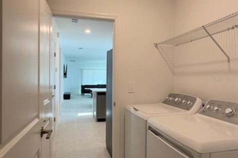 Casa en alquiler en Kissimmee, Florida, 3 dormitorios, 135.17 m2 № 1849389 - foto 27