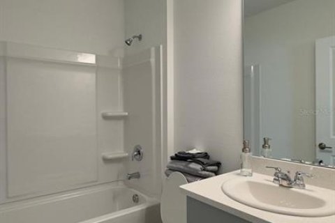 Casa en alquiler en Kissimmee, Florida, 3 dormitorios, 135.17 m2 № 1849389 - foto 28