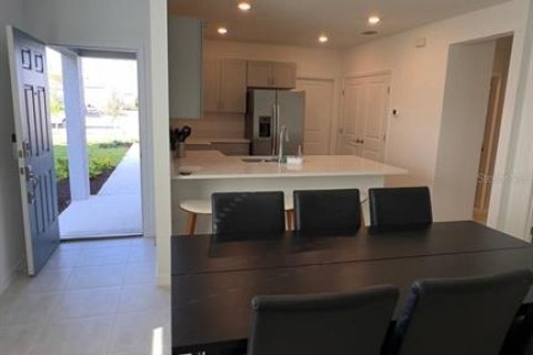 Casa en alquiler en Kissimmee, Florida, 3 dormitorios, 135.17 m2 № 1849389 - foto 11