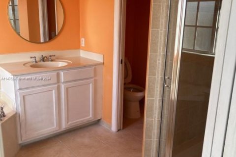 Купить виллу или дом в Хомстед, Флорида 3 спальни, 260.03м2, № 1984801 - фото 10