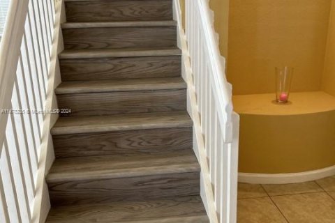 Купить виллу или дом в Хомстед, Флорида 3 спальни, 260.03м2, № 1984801 - фото 7